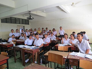 Gruppenbild mit einer 11. Klasse