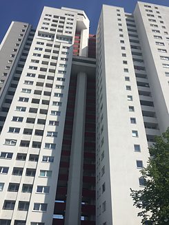 元々は最大でも6階建てとして構想されていた建物は、どんどん上に伸びていった。｜写真：© Wolfgang Muhlke