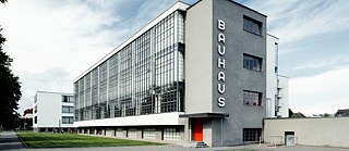 Das Bauhausgebäude von Walter Gropius in Dessau