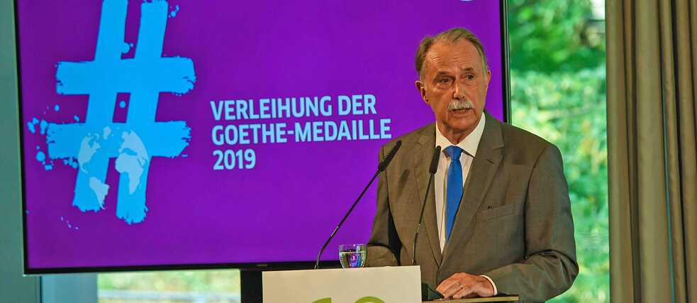 In his opening address, president Klaus-Dieter Lehmann speaks about the awardees’ indispensable work 