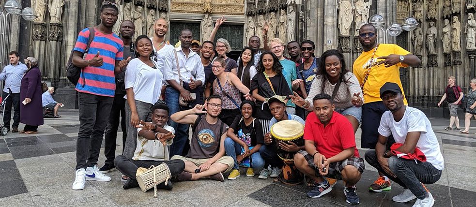 Final group picture in front of the Cologne Cathedral