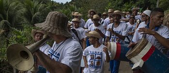 Musikfestival „Carnaval de gongo de Roda D'Agua“ im Norden Brasiliens, das vor 100 Jahren in der Kultur der Sklaven seinen Ursprung fand.