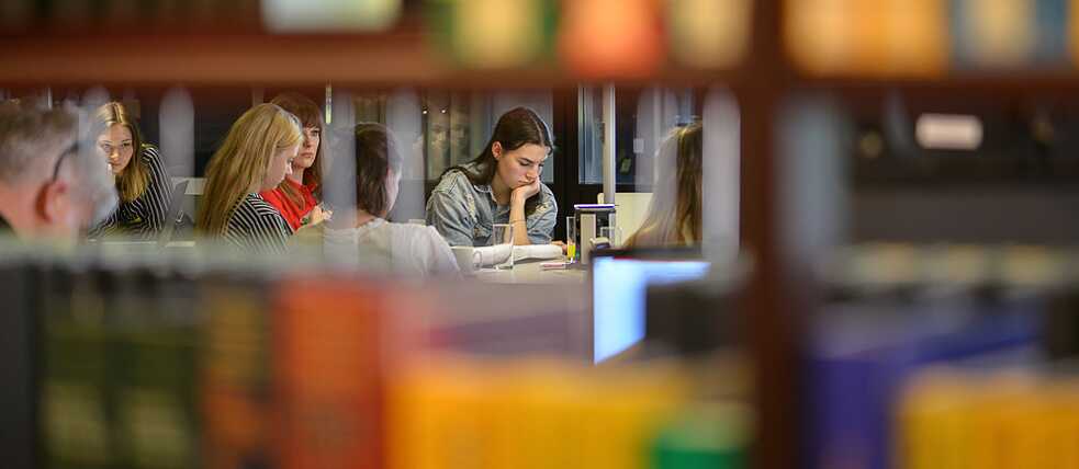 Coding da Vinci participants roll out their ideas in the six-week project phase.  