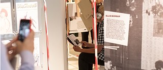 Lesen, hinschauen, zuhören