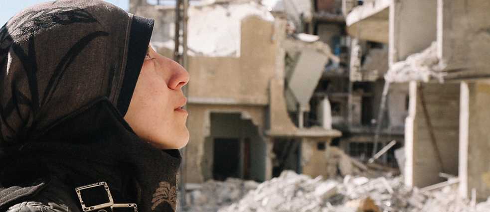 The Cave, ein Dokumentarfilm über die Arbeit von Ärztinnen in einem unterirdischen Krankenhaus im vom Kriege heimgesuchten Syrien, eröffnete das Dokumentarfilmprogramm des 44. International Filmfestivals in Toronto vom 5.-15. September 2019.