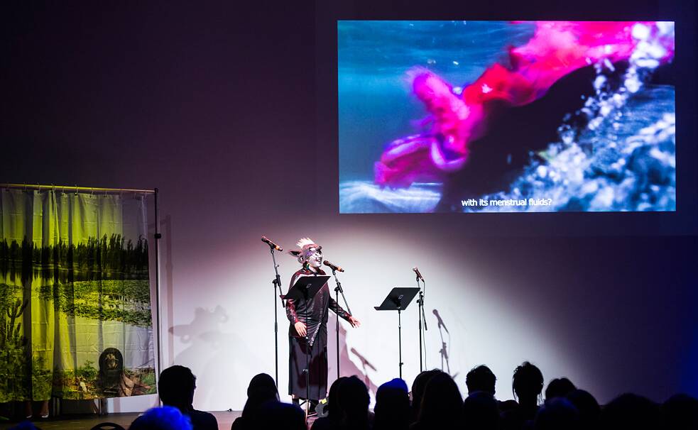 A viagem de formol. Fórum Humboldt Berlim.