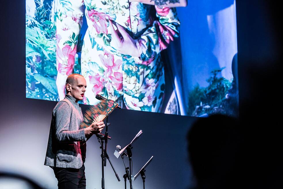 A viagem de formol. Fórum Humboldt Berlim.