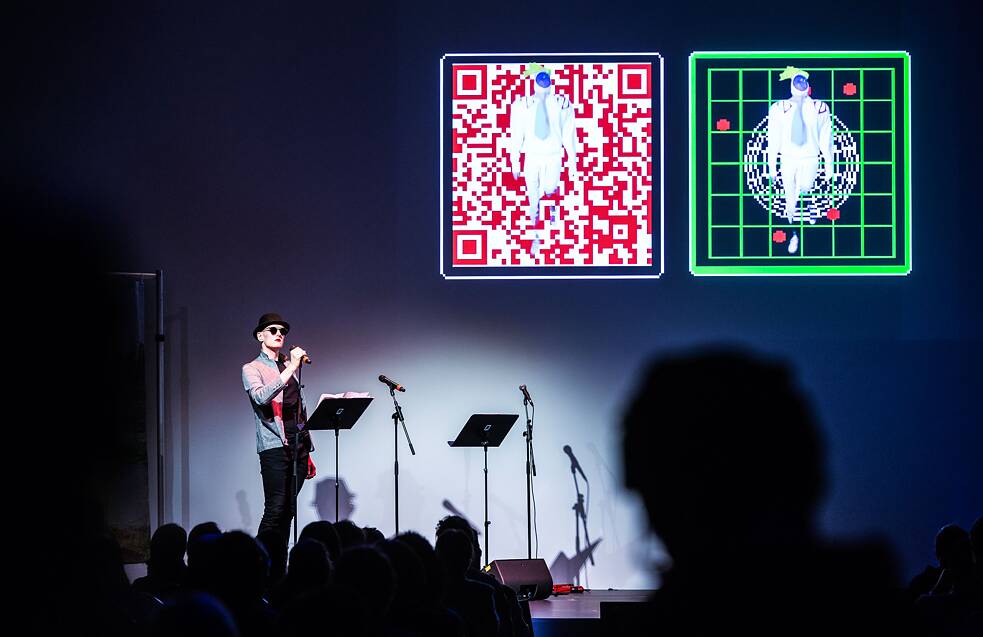 A viagem de formol. Fórum Humboldt Berlim.