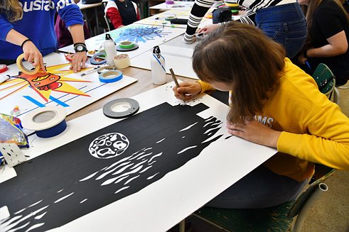 Tape that. Schülerworkshop und künstlerische Installation