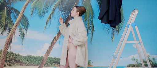 Melanholična devojka