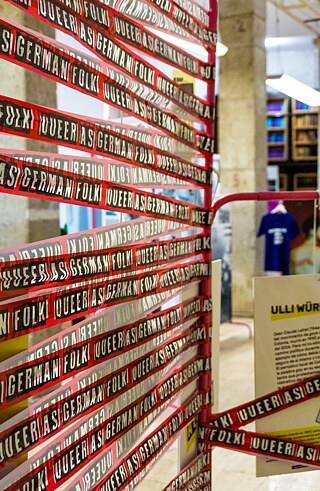 Zutritt verboten: Queeres Absperrband