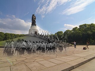 Sowjetisches Ehrenmal im Treptower Park 1987/2015, Montage, Ausschnitt, Remix