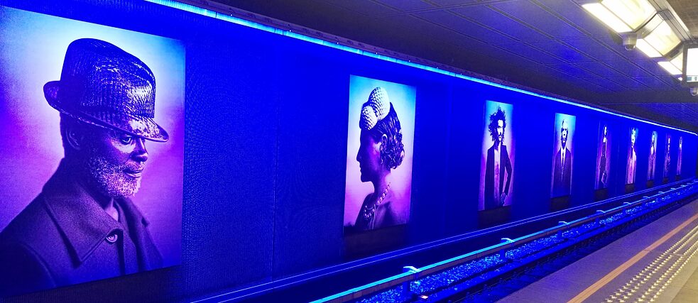 Stephan Vanfleteren – Mode in der Métro, 2009 (Brüssel, Belgien)