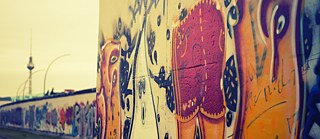 Društvo i kultura - Grafiti na Berlinskom zidu
