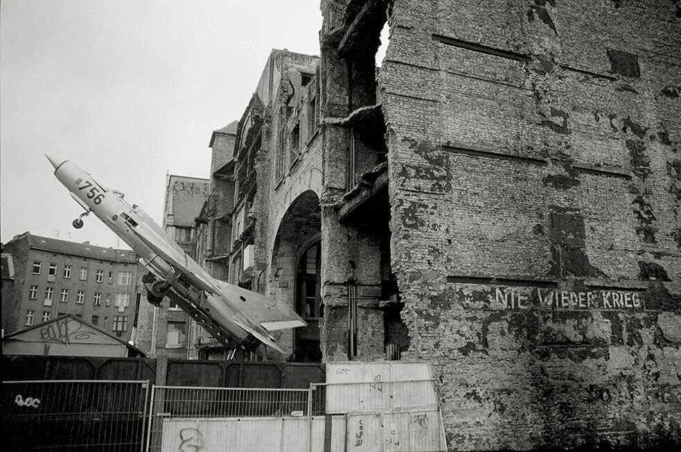 Tacheles, 1993 © Stefan Schilling