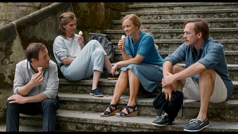 adam-und-evelyn_stills_16