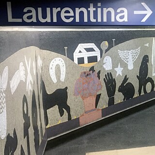<b>L'art dans le métro (Rome, Italie)</b><br><br>Bunte Mosaike mit abstrakten Motiven beleben die Gänge der ersten U-Bahn Italiens, der Linie B in Rom. Die Kunstwerke sind nicht nur in den Stationen des historischen Zentrums zu sehen, sondern auch in denen der Vorstädte, wo die Passagiere eilig die Rolltreppen rauf und runter fahren. Auf dem Foto das Mosaik von Enrico Della Torre in der U-Bahn-Station Monti Tiburtini. 