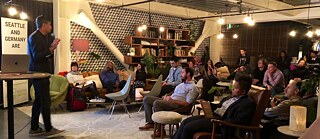 Teilnehmer*innen bei der Veranstaltung in Seattle