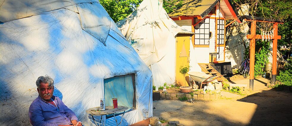 Teepeeland am Spreeufer