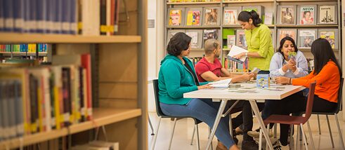 Bibliothek Mumbai 2019