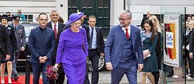 Federal Foreign Minister Heiko Maas, Detlev Rünger, German Ambassador to Denmark, Queen Margrethe and Rane Willerslev, director of the National Museum of Denmark, on the way to the opening of the “Tyskland” exhibition