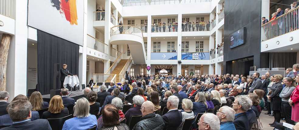 Daniel Kehlmann during his address in the lobby of the National Museum of Denmark