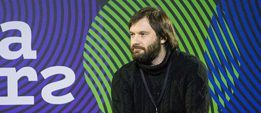 Андрей Лошак