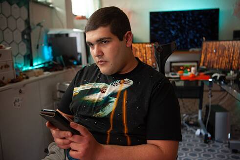 Standbild aus der Netflix-Serie „How to sell Drugs Online (Fast)“