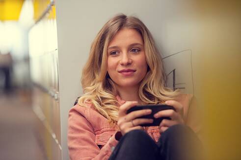 Standbild aus der Netflix-Serie „How to sell Drugs Online (Fast)“