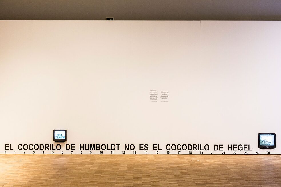  José Alejandro Restrepo, <i>Das Krokodil von Humboldt ist nicht das Krokodil von Hegel.</i> <b>Die Natur der Dinge: Humboldt, Kommen und Gehen.</b> Humboldt Forum, Berlin, 2019.  