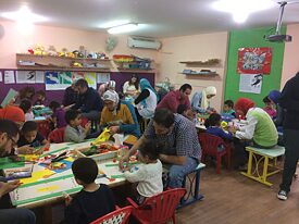 Laternenbasteln im Kindergarten