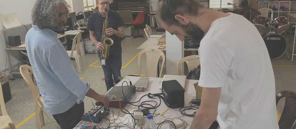 Impromptu come-together jam at the ISRO Lab