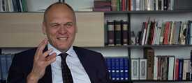 Johannes Ebert, secretary-general of the Goethe-Institut, in the interview with “The Latest at Goethe”