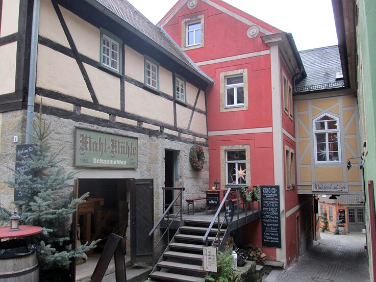 Typische Häuser in Schmilka inkl Mühle