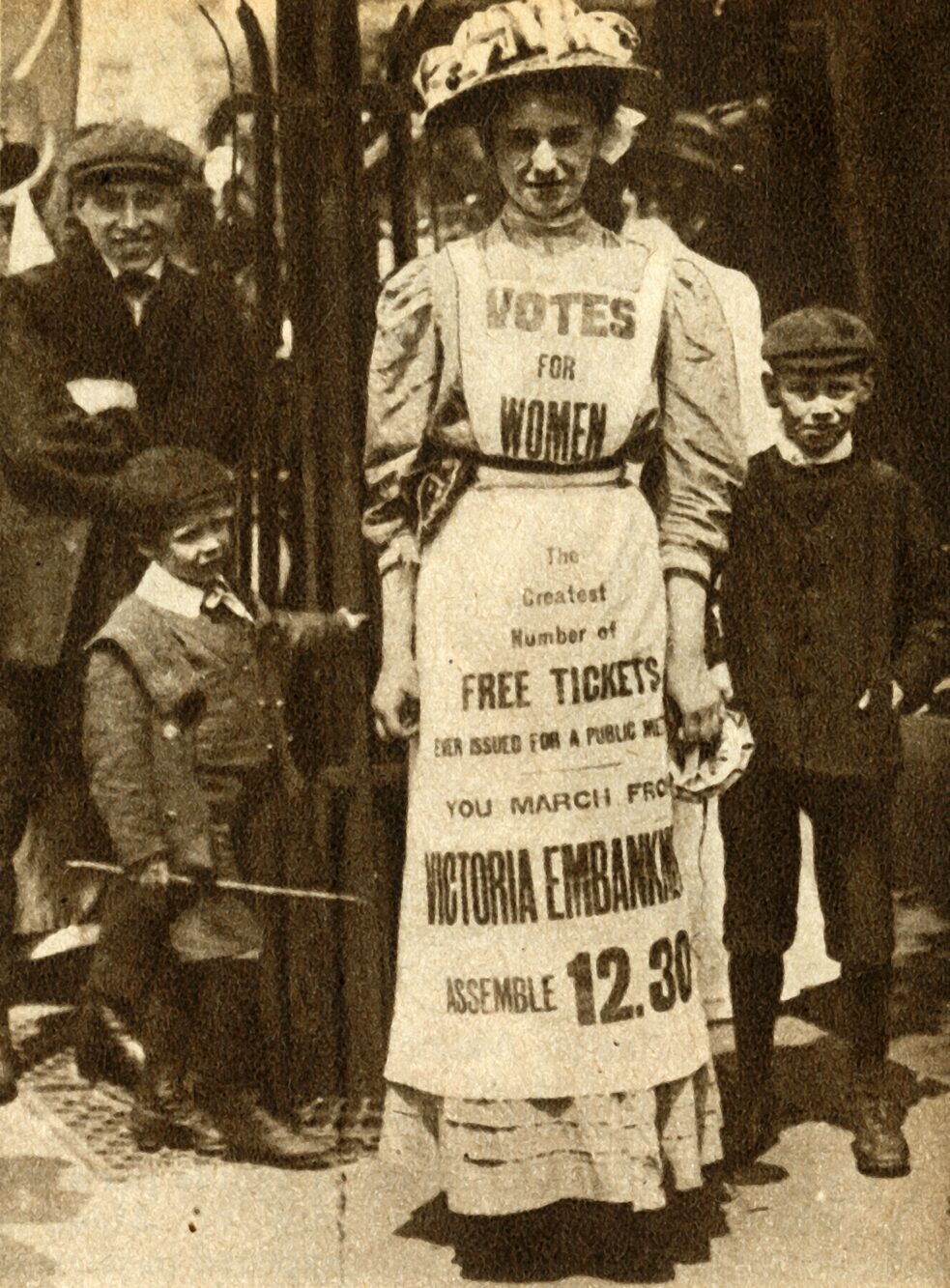 'The Suffragette Housemaid' 1908, (1933) | Szüfrazsettek kampánya a választójogért 