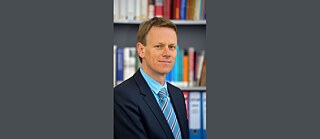 Porträt von Frank Bösch