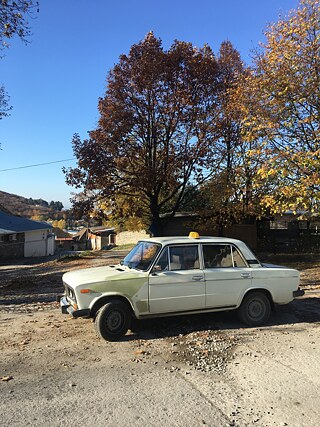 Einer der vielen Lada, die uns auf unserer Reise begegnet sind