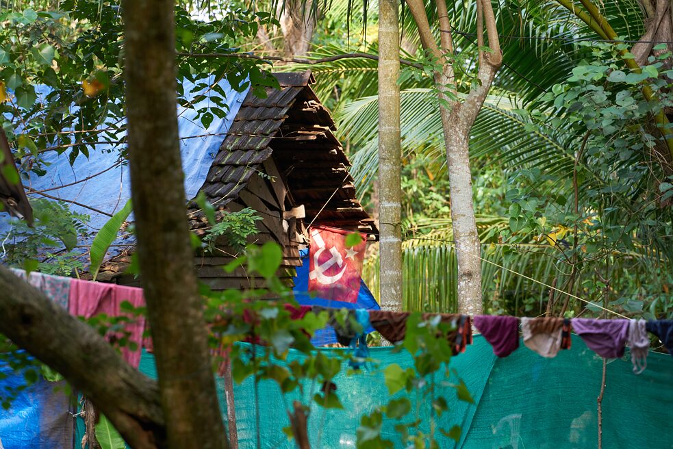 Communist Flag_Flo Maak