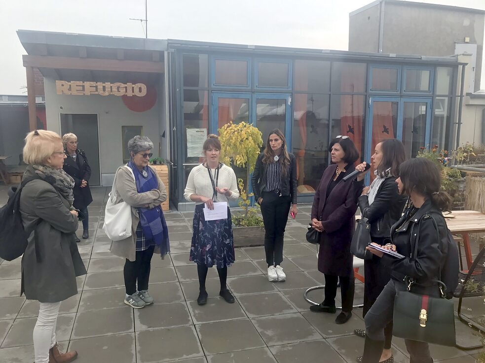 Visita guidata nella struttura del quartiere berlinese Neukölln. Refugio è un progetto della Berliner Stadtmission.