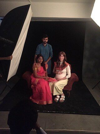 Im Studio für das Ankündigungsbild unserer Performance "AshramMommies - Investors Lounge" 