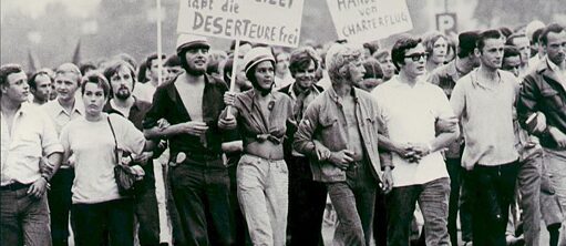 demonstration-fc3bcr-deserteure-im-jahr-1969-in-berlin