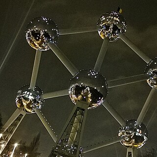 Le quartier de l’Atomium de nuit