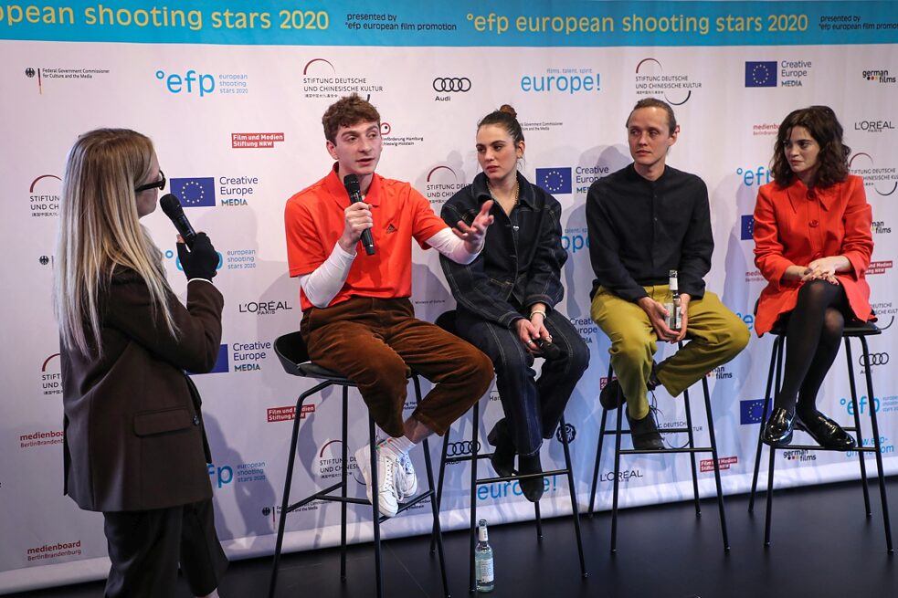 Bartosz Bielenia i inni uczestnicy konkursu European Shooting Stars 2020