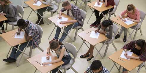 Prüfungen für Schulen