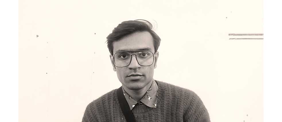 Divyesh Amrish Undaviya © Divyesh Amrish Undaviya