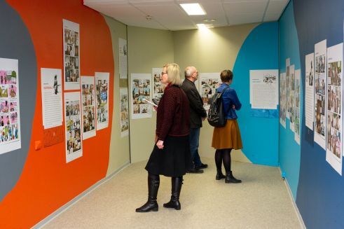 Die Plakatausstellung „Berliner Mythen“ in der Estnischen Nationalbibliothek