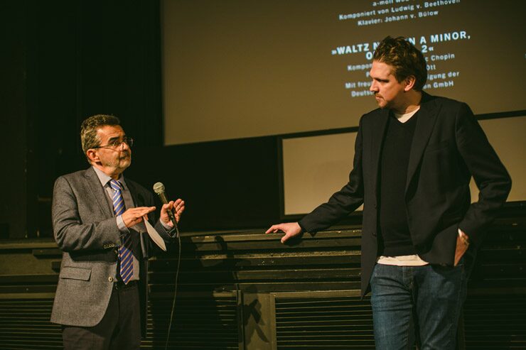 Carlos Nogueira im Gespräch mit Regisseur Jan-Ole Gerster