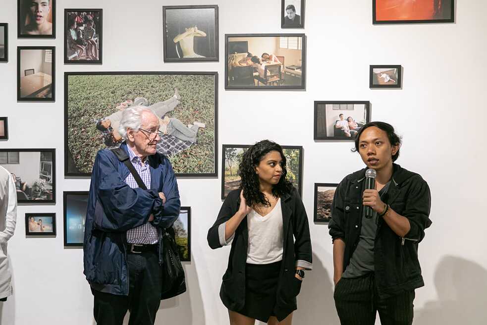 Around the festivities, the Goethe-Institut exhibited photos from a regional project in the River City Gallery. Here the young artists present their work.