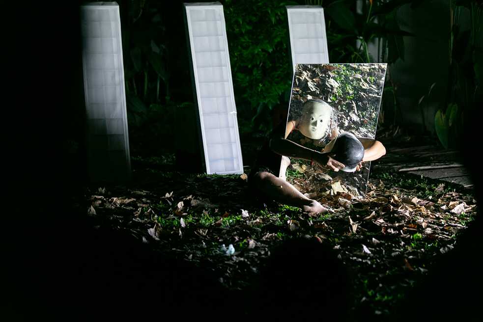 Curated by Jitti Chompee, the garden of the Goethe-Institut is turned into an elaborate performance stage