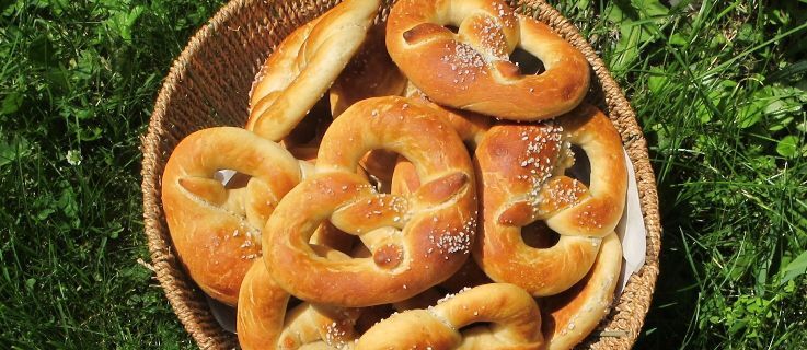Fresh Brezeln from the "Boulangerie Niemand"